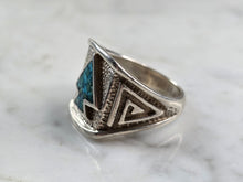 Load image into Gallery viewer, Mens Vintage Estate Sterling Silver Mosaic Turquoise Arrowhead Ring 13.4g E5552