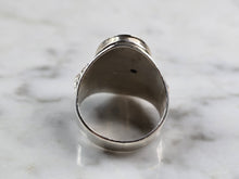 Load image into Gallery viewer, Womens Vintage Estate Sterling Silver Celtic Eternity Knot Ring 7.2g E5563
