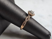 Load image into Gallery viewer, Womens Vintage Estate 10K Rose Gold Diamond Ring 2.9g E5573