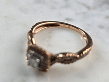 Load image into Gallery viewer, Womens Vintage Estate 10K Rose Gold Diamond Ring 2.9g E5573