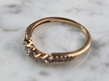 Load image into Gallery viewer, Womens Vintage Estate 14K Yellow Gold Diamond Ring 2.3g E5584