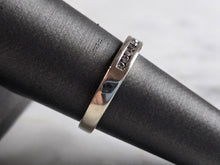 Load image into Gallery viewer, Womens Vintage Estate 10K White Gold Diamond Ring 3.3g E5617