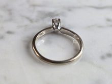 Load image into Gallery viewer, Womens Vintage Estate 14k White Gold Diamond Engagement Ring 1.8g  E5619