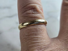 Load image into Gallery viewer, Womens Vintage Estate 14k Yellow Gold Wedding Ring Band, 2.8g E5620
