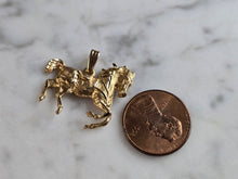 Load image into Gallery viewer, Womens Vintage Estate 14K Yellow Gold Horse Pendant 3.0g E5650