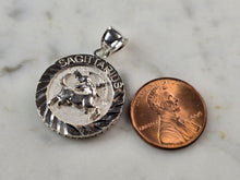 Load image into Gallery viewer, Womens Vintage Estate Sterling Silver Zodiac Sagittarius Pendant 3.5g E5689