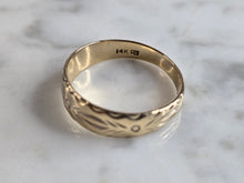Load image into Gallery viewer, Womens Vintage Estate 14k Yellow Gold Ring 2.9g #E5691
