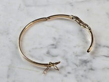 Load image into Gallery viewer, Womens Vintage Estate 18k Yellow Gold Diamond Bangle Bracelet 14.9g E5702