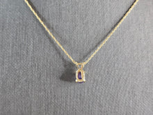 Load image into Gallery viewer, Womens Vintage Estate 10K Yellow Gold Amethyst Pendant Necklace 1.5g #E5707