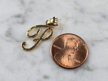 Load image into Gallery viewer, Womens Vintage Estate 14k Gold Initial "P" Pendant 1.2g E5714