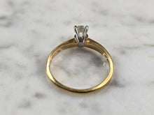 Load image into Gallery viewer, Womens Vintage Estate 18K Yellow Gold Diamond Engagement Ring 2.1g E5726