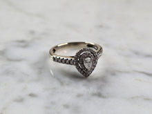 Load image into Gallery viewer, Womens Vintage Estate 14K White Gold Pear Shaped Diamond Ring 2.8g E5730