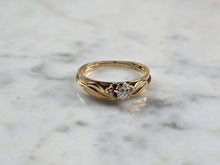 Load image into Gallery viewer, Womens Vintage Estate 14K Yellow Gold Magic Glo Diamond Ring Set 2.8g E5733