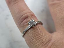 Load image into Gallery viewer, Womens Vintage Estate 10K White Gold Diamond Ring, 2.1g E5744