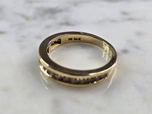 Load image into Gallery viewer, Womens Vintage Estate 14K Yellow Gold Diamond Ring 4.0g E5752