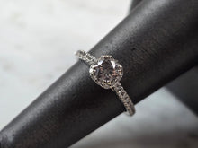Load image into Gallery viewer, Womens Estate 14k White Gold Lab Diamond Ring 2.6g #E5756