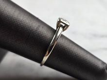 Load image into Gallery viewer, Womens Vintage Estate 14k White Gold Diamond Engagement Ring 2.3g E5758