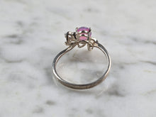 Load image into Gallery viewer, Womens Vintage Estate Sterling Silver Pink Opal Stone Ring 1.7g E5788
