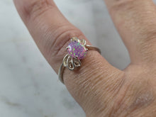 Load image into Gallery viewer, Womens Vintage Estate Sterling Silver Pink Opal Stone Ring 1.7g E5788