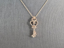 Load image into Gallery viewer, Women Vintage Estate 10K Rose Gold Diamond Key Heart Pendant Necklace 1.8g E5795