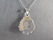 Load image into Gallery viewer, Womens Vintage Estate Sterling Silver Turquoise Pendant Necklace 17.0g E5831