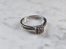 Load image into Gallery viewer, Womens Vintage Estate 10K White Gold Diamond Ring, 2.2g E5856