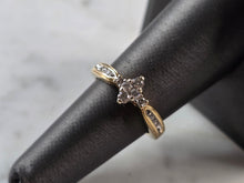 Load image into Gallery viewer, Womens Vintage Estate 14k Yellow Gold Diamond Keepsake Ring 4.1g E5863