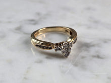 Load image into Gallery viewer, Womens Vintage Estate 14k Yellow Gold Diamond Keepsake Ring 4.1g E5863