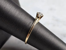 Load image into Gallery viewer, Womens Vintage Estate 14K Yellow Gold Diamond Engagement Ring, 1.4g E5865