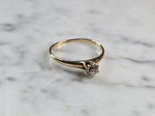Load image into Gallery viewer, Womens Vintage Estate 14K Yellow Gold Diamond Engagement Ring, 1.4g E5865