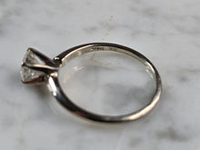 Load image into Gallery viewer, Womens Vintage Estate 14K White Gold Diamond Engagement Ring, 2.0g E5866