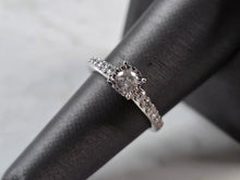 Load image into Gallery viewer, Womens Vintage Estate 14K White Gold Diamond Ring, 3.5g E5871