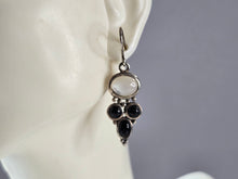 Load image into Gallery viewer, Womens Estate Sterling Silver Southwestern Onyx Earrings 6.1g E5876