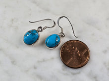 Load image into Gallery viewer, Womens Vintage Estate Sterling Silver Turquoise Earrings 2.9g E5899
