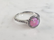 Load image into Gallery viewer, Womens Vintage Estate Sterling Silver Pink Opal Stone Ring 2.7g E5902