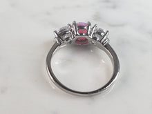 Load image into Gallery viewer, Womens Vintage Estate Sterling Silver Pink Opal Stone Ring 3.6g E5916