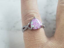 Load image into Gallery viewer, Womens Vintage Estate Sterling Silver Pink Opal Stone Ring 3.1g E5932