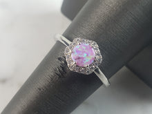 Load image into Gallery viewer, Womens Vintage Estate Sterling Silver Pink Opal Stone Ring 2.5g E5933