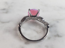 Load image into Gallery viewer, Womens Vintage Estate Sterling Silver Pink Opal Stone Ring 2.4g E5939