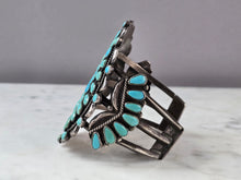 Load image into Gallery viewer, Womens Sterling Silver Southwestern Navajo Turquoise Cuff Bracelet 96.4g E600