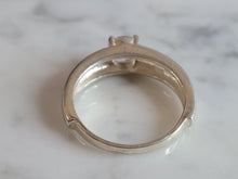 Load image into Gallery viewer, Womens Vintage Estate Sterling Silver CZ Ring 4.5g E6029