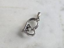 Load image into Gallery viewer, Womens Vintage Estate 10K White Gold Heart Diamond Pendant 0.9g E6031