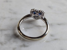 Load image into Gallery viewer, Womens Vintage Estate 14K White Gold Diamond Sapphire Heart Ring 3.3g E6048