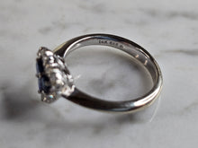 Load image into Gallery viewer, Womens Vintage Estate 14K White Gold Diamond Sapphire Heart Ring 3.3g E6048