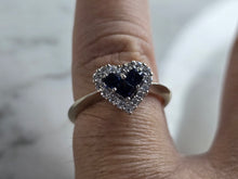 Load image into Gallery viewer, Womens Vintage Estate 14K White Gold Diamond Sapphire Heart Ring 3.3g E6048