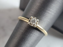 Load image into Gallery viewer, Womens Vintage Estate 14k Gold Diamond Engagement Ring 2.2g #E6061