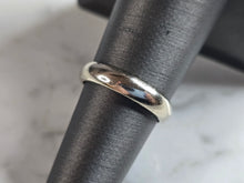 Load image into Gallery viewer, Womens Vintage Estate 14K White Gold Wedding Band Ring, 3.6g E6067