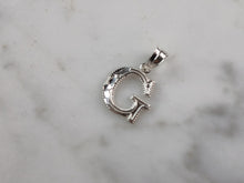 Load image into Gallery viewer, Womens Sterling Silver Initial Letter " G " Pendant 0.3g E6073