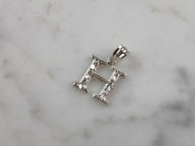 Load image into Gallery viewer, Womens Sterling Silver Initial Letter " H " Pendant 0.3g E6074