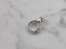 Load image into Gallery viewer, Womens Sterling Silver Initial Letter " O " Pendant 0.3g E6082